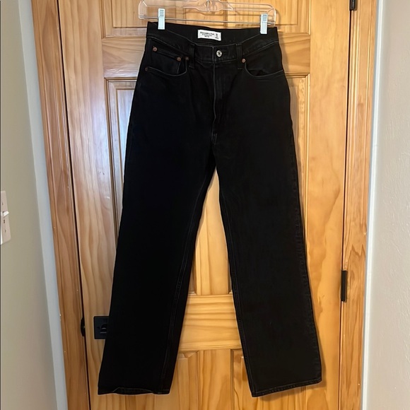 90s Relaxed Jeans (Short Inseam - 29in) - Picture 5 of 7